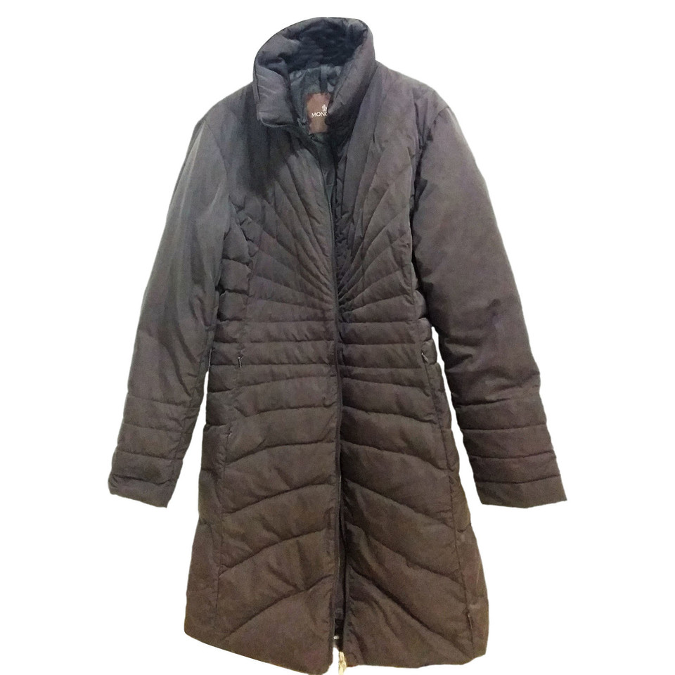 Moncler Jacke/Mantel in Braun