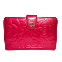 Chanel Täschchen/Portemonnaie aus Lackleder in Rosa / Pink