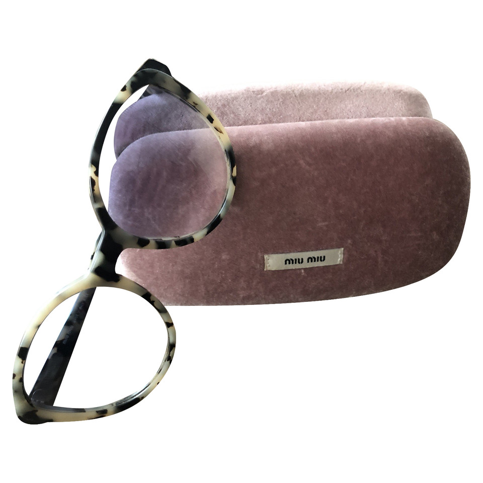 Miu Miu Sunglasses Patent leather in Black
