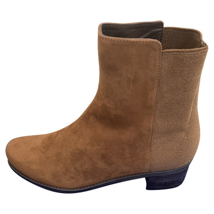 Stuart Weitzman Ankle boots Suede in Brown