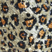 French Connection Abito in paillettes con stampa animalier