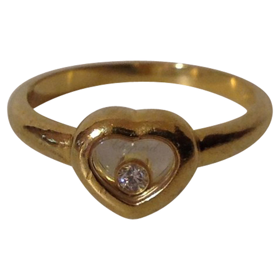 Chopard Golden ring in heart shape