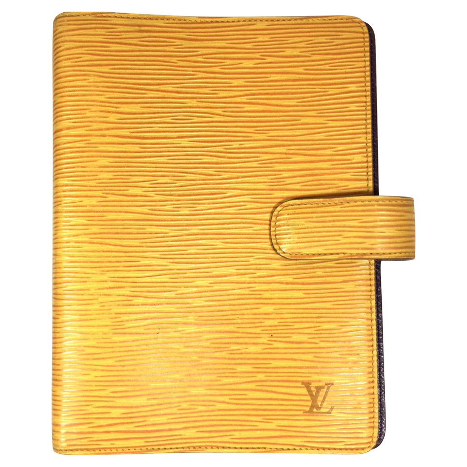 Louis Vuitton "Agenda Fonctionnel MM pelle Epi" in giallo