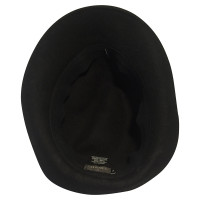 Chanel cappello nero