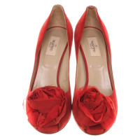 Valentino Garavani Peeptoes in rood