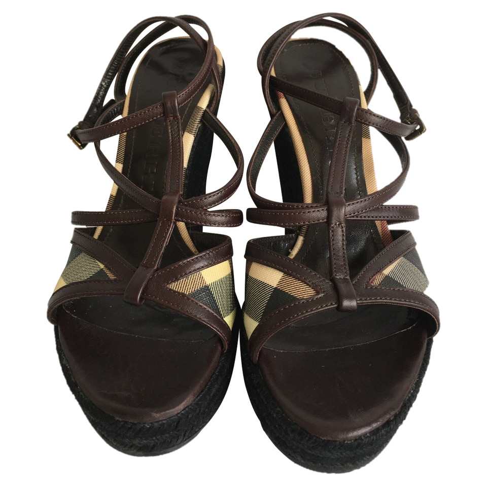 Burberry Sandalen Leer in Bruin