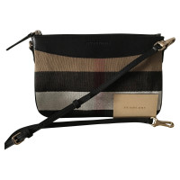 Burberry Clutch aus Baumwolle