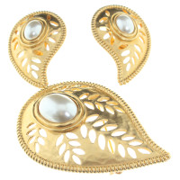 Lanvin Brooch and clip earrings