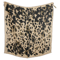 Burberry Cloth with animal design