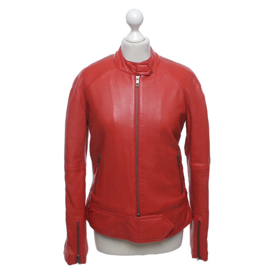 Closed Jacket/Coat Leather in Red