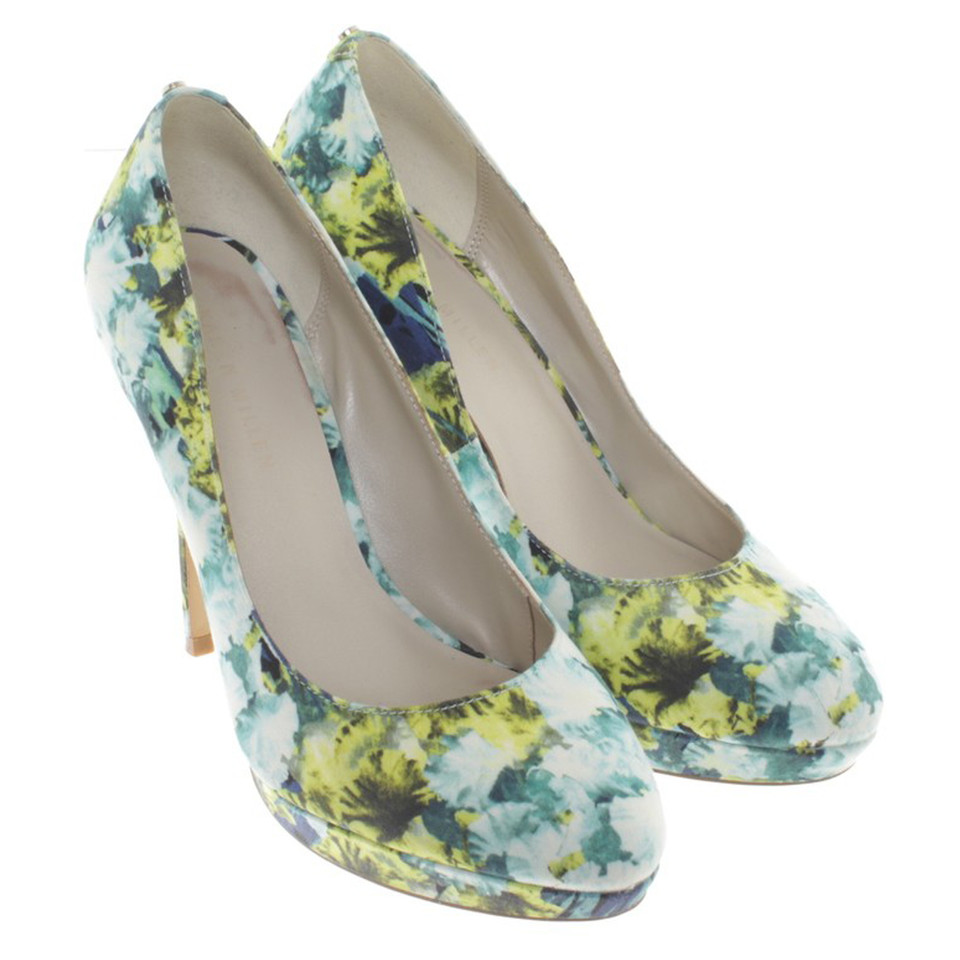 Karen Millen Pumps mit Blumenprint