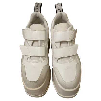 Stella McCartney Sneakers aus Leder in Weiß