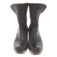 Ugg Australia Boots with lambskin lining