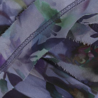 Marc Cain Robe en soie avec un motif floral
