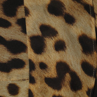 Moschino Cheap And Chic Condite con del modello del leopardo