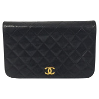 Chanel Flap Bag in Pelle in Nero