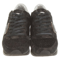 Philippe Model Trainers in Black