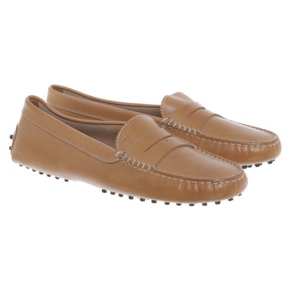 Tod's Slippers in Camel