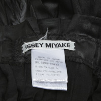 Issey Miyake Plooirok in zwart