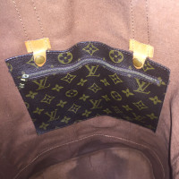 Louis Vuitton Randonnée GM33 in Brown