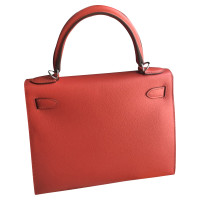 Hermès Kelly Bag 28 aus Leder in Rosa / Pink