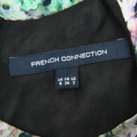 French Connection Geblümtes Kleid 