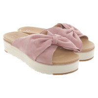 Ugg Australia Slippers/Ballerinas Leather in Pink
