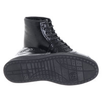 Gucci Chaussures à lacets en noir