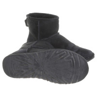 Ugg Sheepskin boots in black