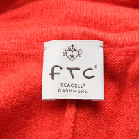 Ftc Suit in Rood