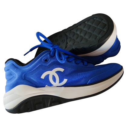 Chanel Sneakers in Blauw
