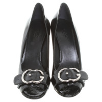 Gucci Patent leather pumps in black