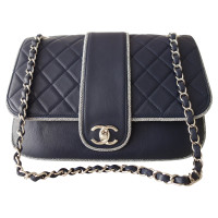 Chanel Sac à bandoulière en Cuir en Bleu