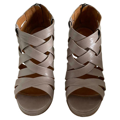 Strenesse Sandalen aus Leder in Grau