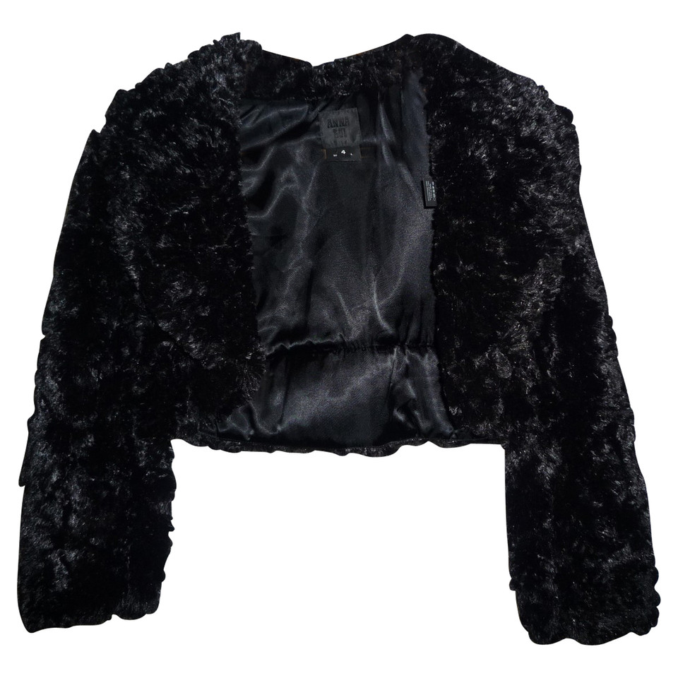 Anna Sui veste noire