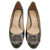 Bally Wedges Patent leather in Grey