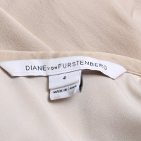 Diane Von Furstenberg Robe en Soie en Crème