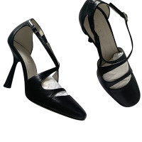 Marni Pumps/Peeptoes Leer in Zwart