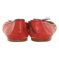 Prada Slipper/Ballerinas aus Leder in Rot