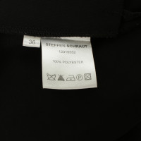 Steffen Schraut Trousers in black