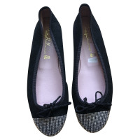 Pretty Ballerinas Slippers/Ballerinas Suede in Black