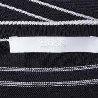 Hugo Boss Strickkleid mit weißen Streifen