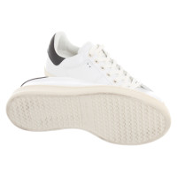 Isabel Marant Sneakers aus Leder in Weiß