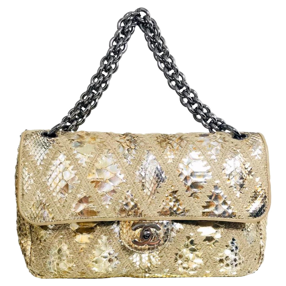 Chanel Classic Flap Bag Jumbo in Gold