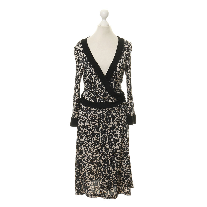 Diane Von Furstenberg Silk dress "Taurus" with pattern