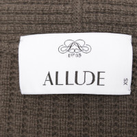 Allude Cardigan in oversized look
