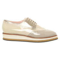 Marc Cain Lace-up shoes Patent leather in Beige