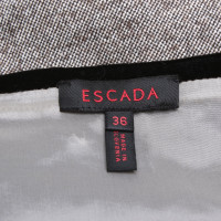 Escada Kostuum gemaakt van zijde / nieuwe wol