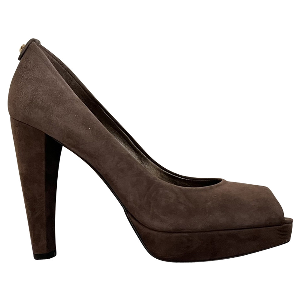 Stuart Weitzman Pumps/Peeptoes Suede in Brown