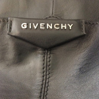 Givenchy acquirente